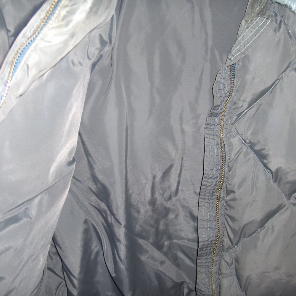 Tempco Coat Goose Down Insulation Measures 46" Chest - Picture 6 of 8